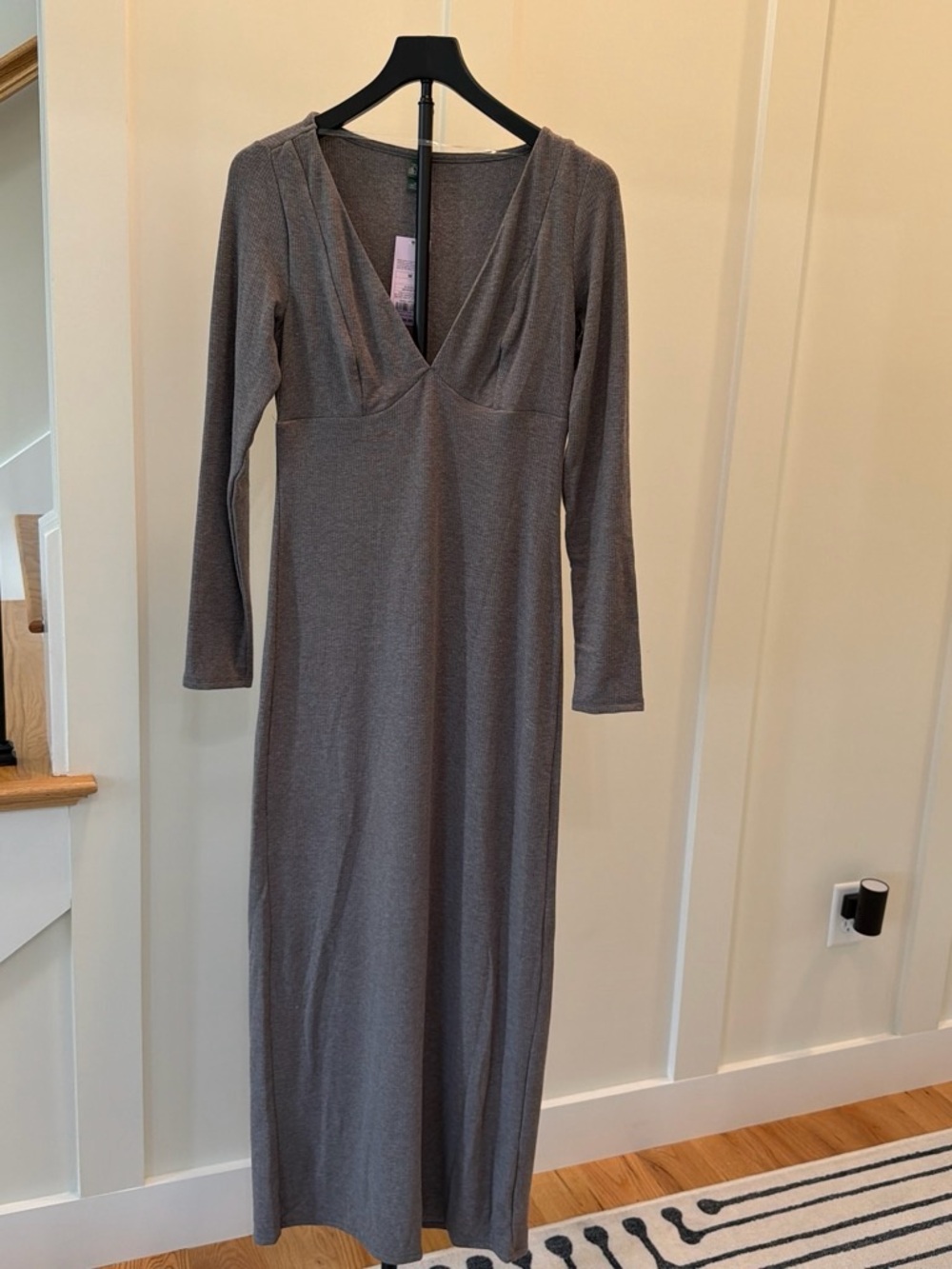 wild fable Gray Long Sleeve V-Neck Maxi Dress #651